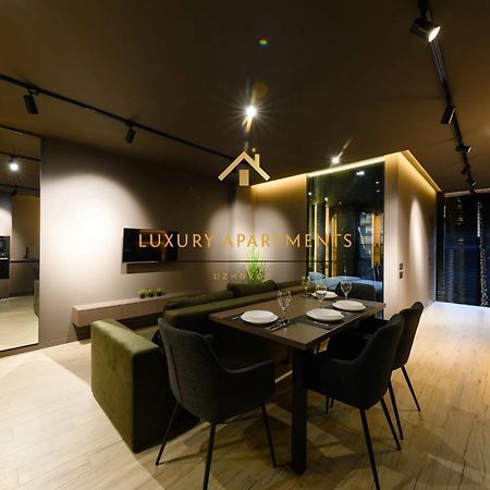 Luxury Apartments-Belochka Uzhhorod Ngoại thất bức ảnh