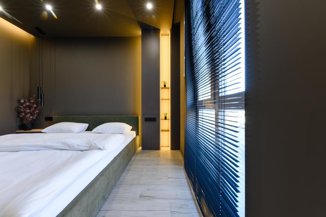 Luxury Apartments-Belochka Uzhhorod Ngoại thất bức ảnh