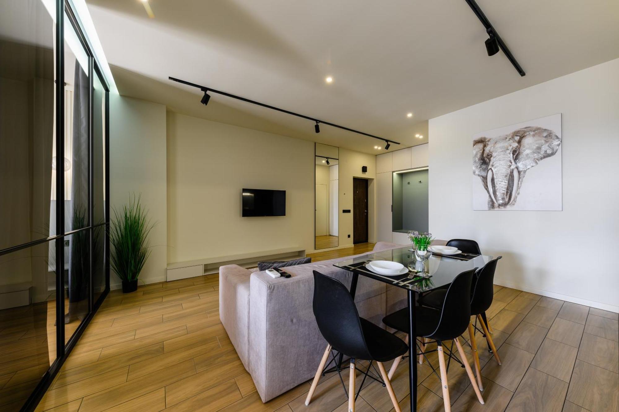 Luxury Apartments-Belochka Uzhhorod Ngoại thất bức ảnh