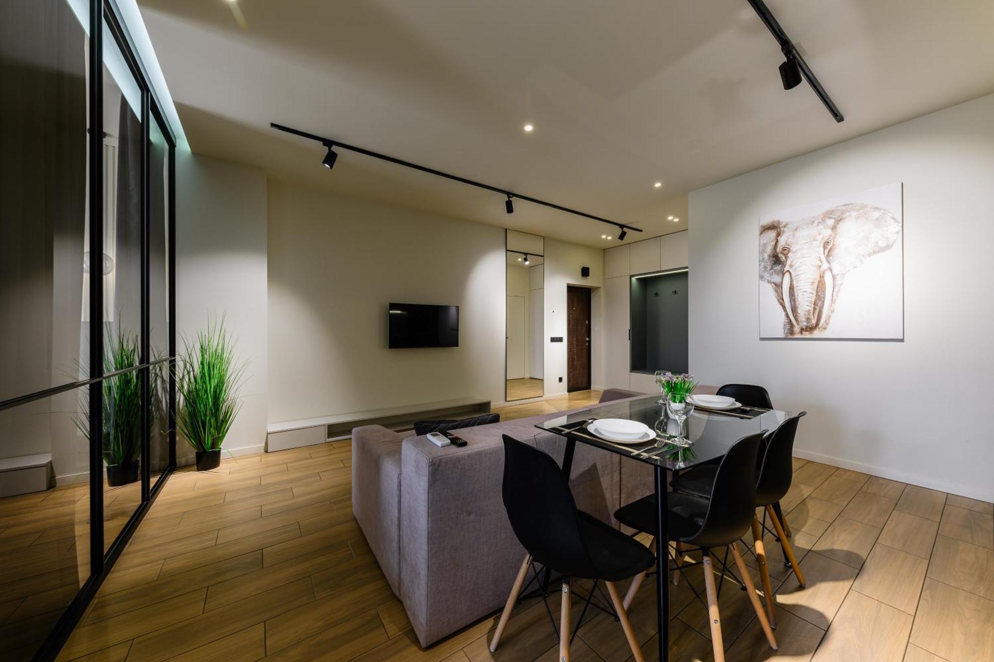 Luxury Apartments-Belochka Uzhhorod Ngoại thất bức ảnh